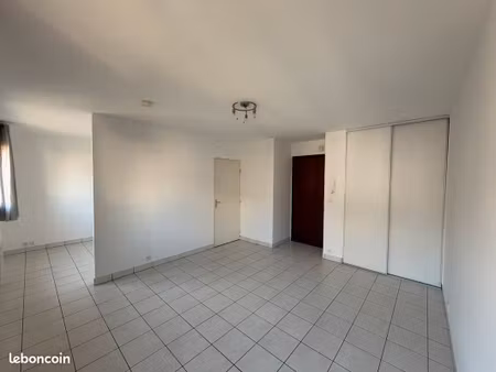 appartement f2 - 34 m2 hyper centre + parking