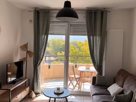 studio tout équipé idéalement situé