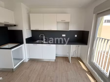 appartement 3 pièces 55 m²
