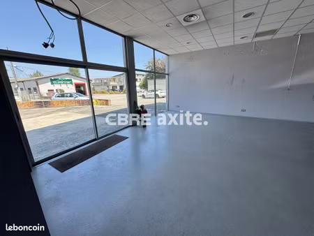 local commercial 368 m² chambery