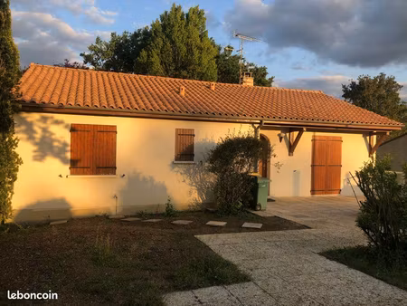 maison individuelle t4 de 90m2 + sous sol  sur un terrain de 854m2. libre mi août