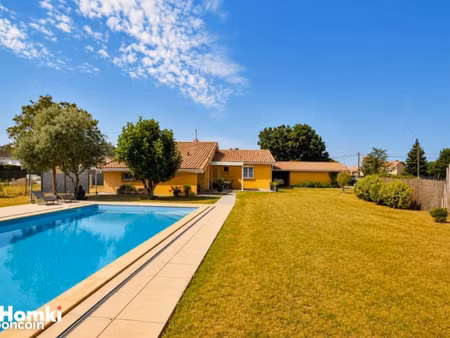 maison 6 pièces 156 m²