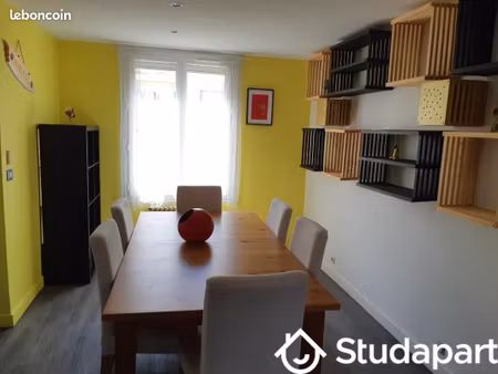 chambre 1 pièce 11 m²