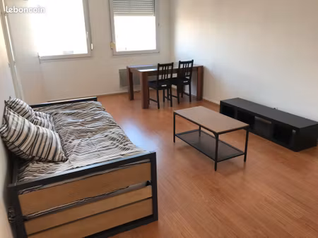 appartement  1 pièce  37 m3