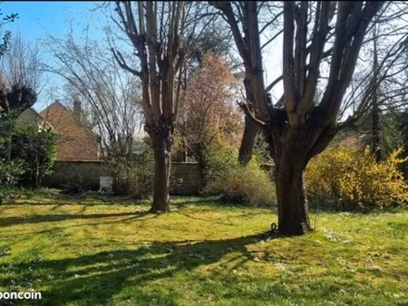 terrain constructible 915 m² – quartier de l'hermitage – pontoise centre
