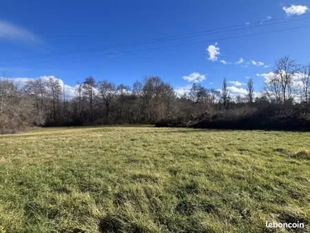 terrain 8 515 m² maurens