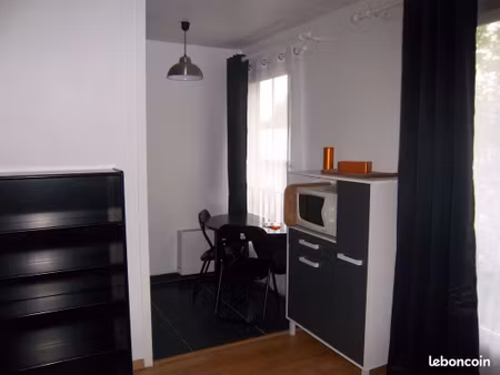 studio meuble a louer