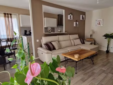 appartement t3 - 75 m2 - balcon et garage