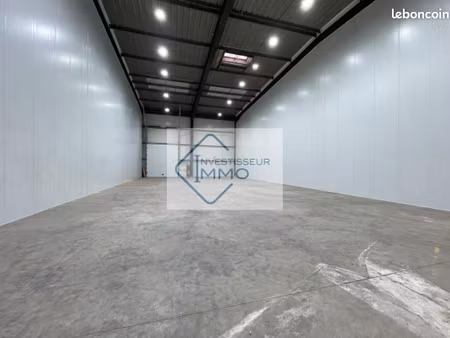 local industriel 445 m²