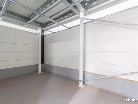 garage/box 12 m² roubaix