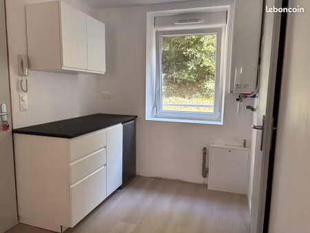 studio meublé 24m2 centre ville epinal - disponible 1er septembre 2026