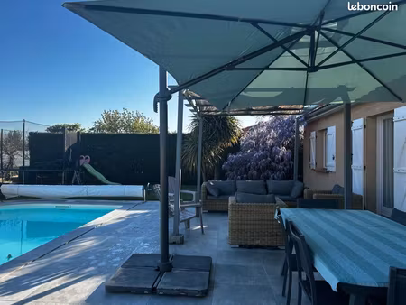 maison t5 plain pied avec piscine