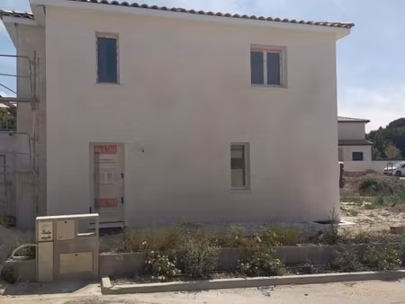 maison 4 pièces 82 m²