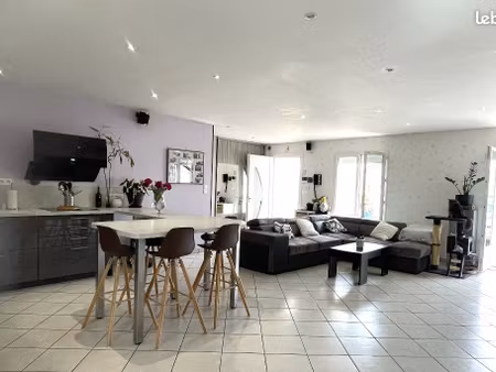 maison familiale 7 pièces 157 m²