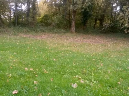 terrain 1 580 m² creysse