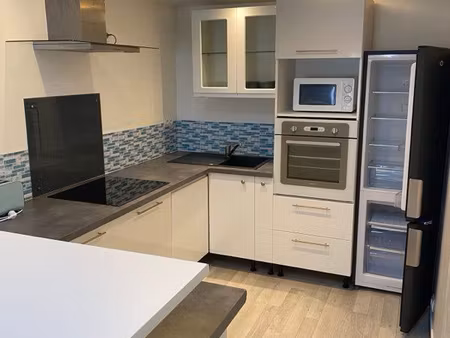 immeuble comprenant deux appartements