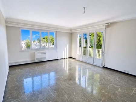 à saisir : t4 103 m²  balcon filant  garage  cave – beauséjour  4ème étage