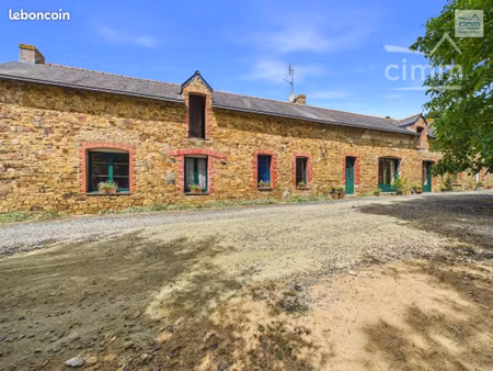 longère 6 pièces 131 m²