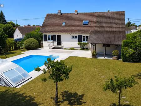 maison 6 pièces 155 m²