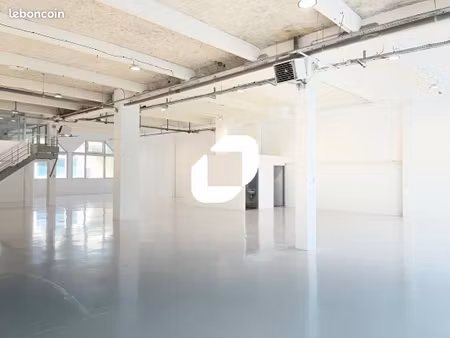 local d'activité 1 139 m²