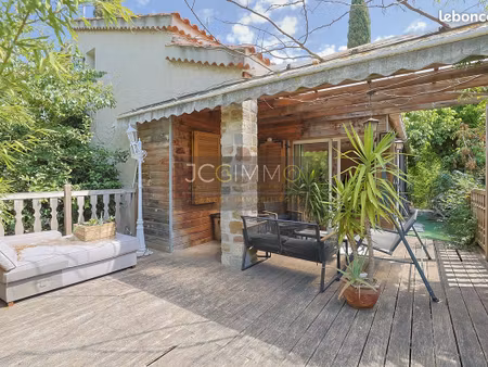 maison 6 pièces 140 m²