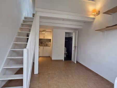 studio meublé 30m² (20m² + 10m² mezzanine) + terrasse & parking - nice crémat