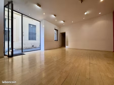 local commercial 30 m²