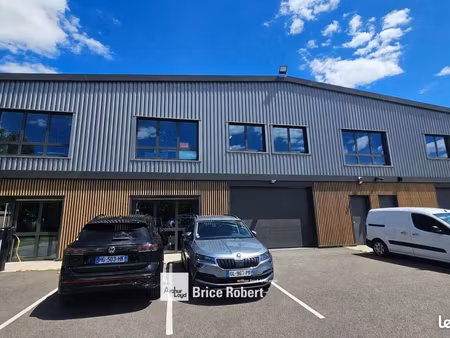 local bureaux 531 m²