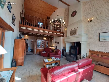 propriété 7 pièces 357 m²