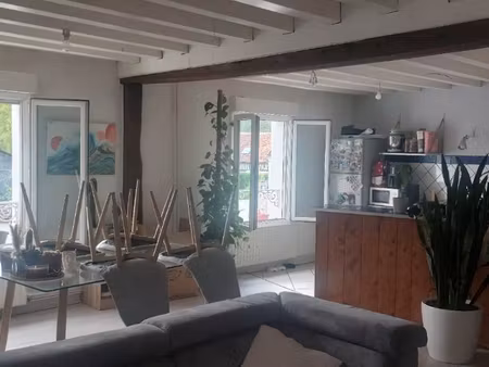 a louer à auxerre - appartement t4 sur 3 niveaux
