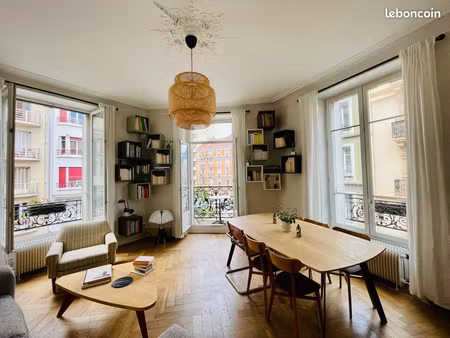 à louer – superbe t3 de 82 m² – grenoble championnet