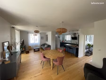 maison familiale avec jardin à louer