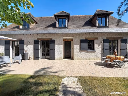 maison 8 pièces 200 m²