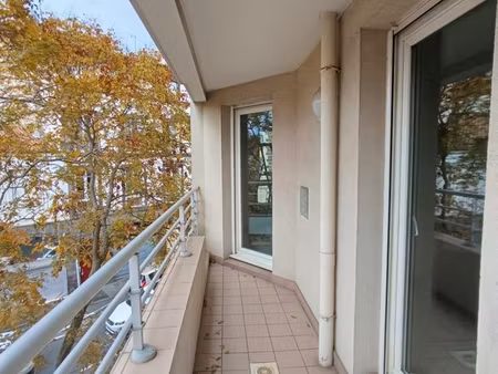 48 m2 t2 garage balcon 5 minutes à pied de jaude