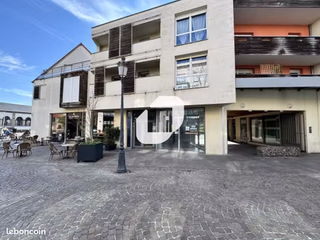 local commercial 71 m²