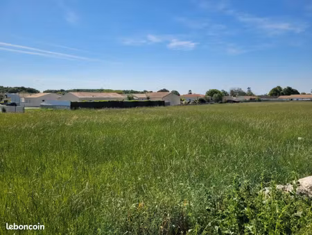 terrain 513 m² semussac