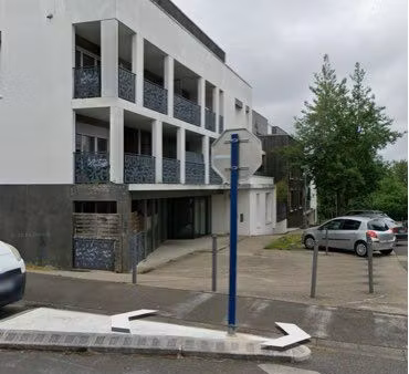 à louer immédiatement t2 à bouguenais bourg