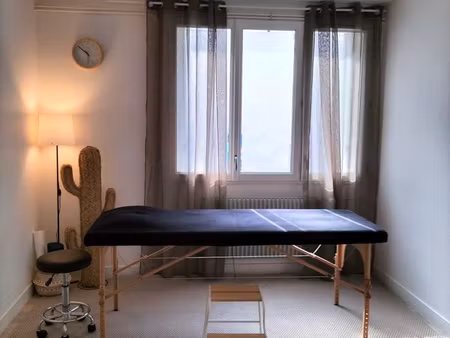 bureau dans cabinet de santé en hypercentre d'orléans