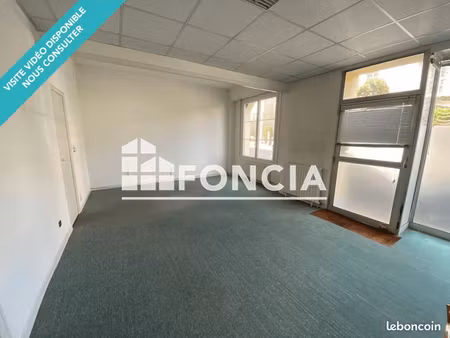 local commercial 52 m²