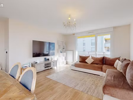 appartement 3 pièces 65 m²