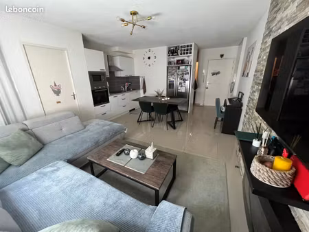 appartement 3 pièces 56 m²
