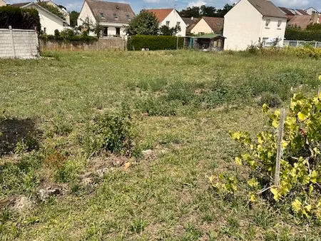 terrain cergy village