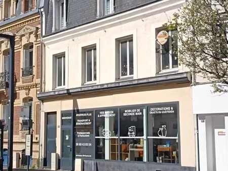 local commercial 89 m²