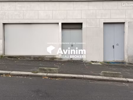 local commercial 173 m² montreuil