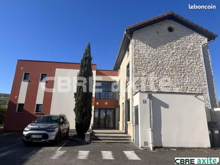 bureaux 140 m² bourgoin jallieu