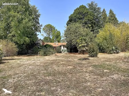 pavillon 6 pièces 141 m²
