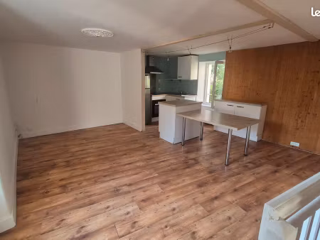 location appartement t3 bis