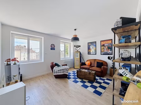 appartement 3 pièces 110 m²