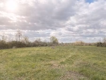terrain 1 044 m² le mesnil germain