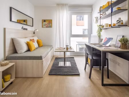 studio 1 pièce 18 m²